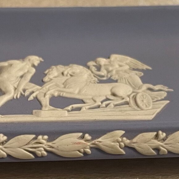 Wedgwood Jasperware Blue/White Rectangular Trinket Dish/Pin Tray - Picture 4 of 5